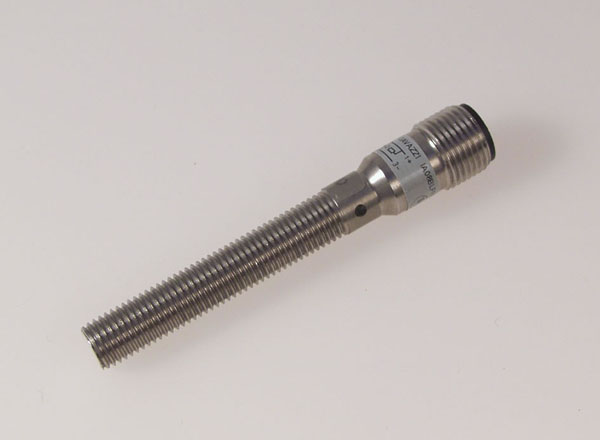 IA08BLF15NCM1_8x8